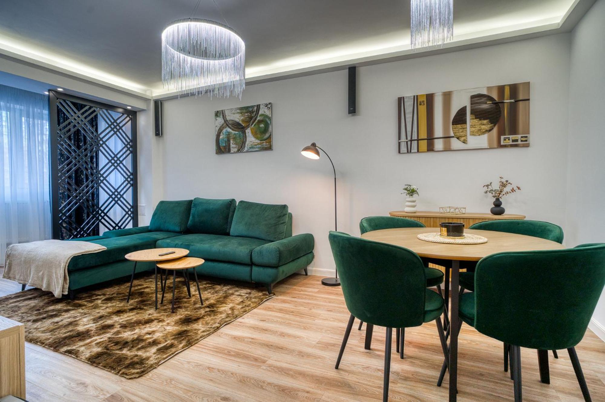City Chic Retreat: Newly Renovated 1Br Apartment Bucharest Exterior photo